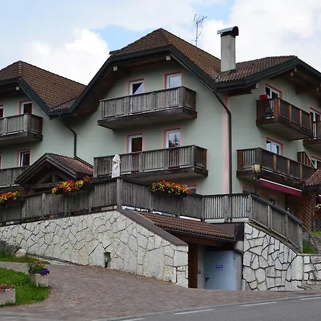 Aparthotel Giongo - *